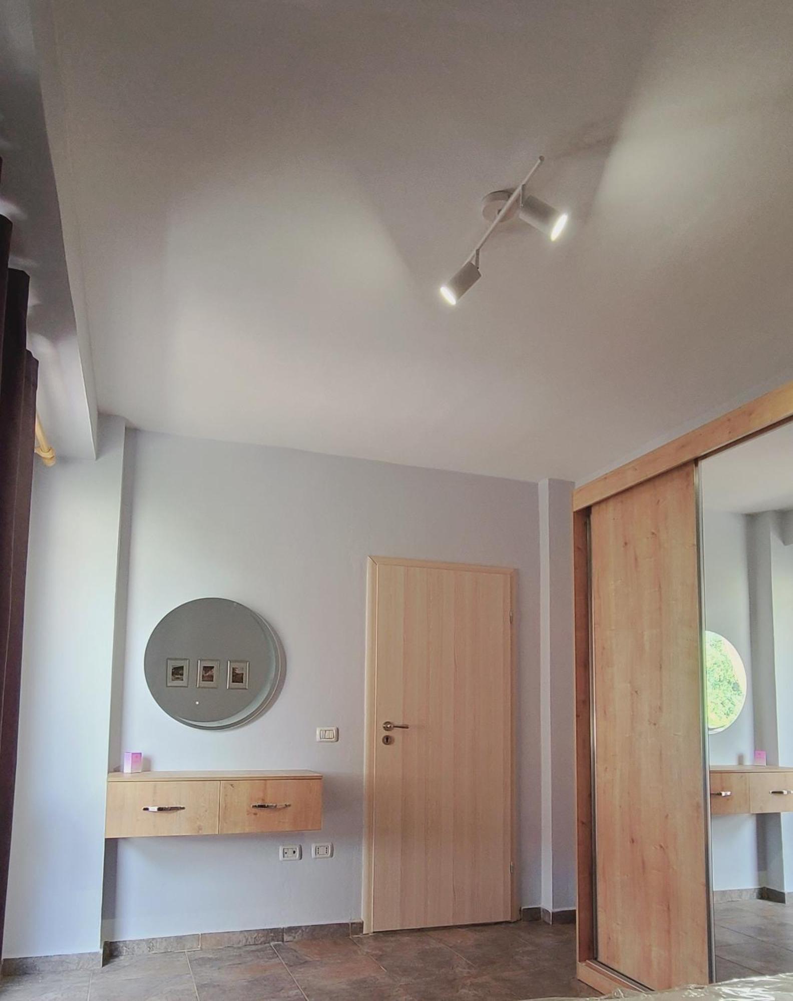 Leones Apartament ティラナ エクステリア 写真