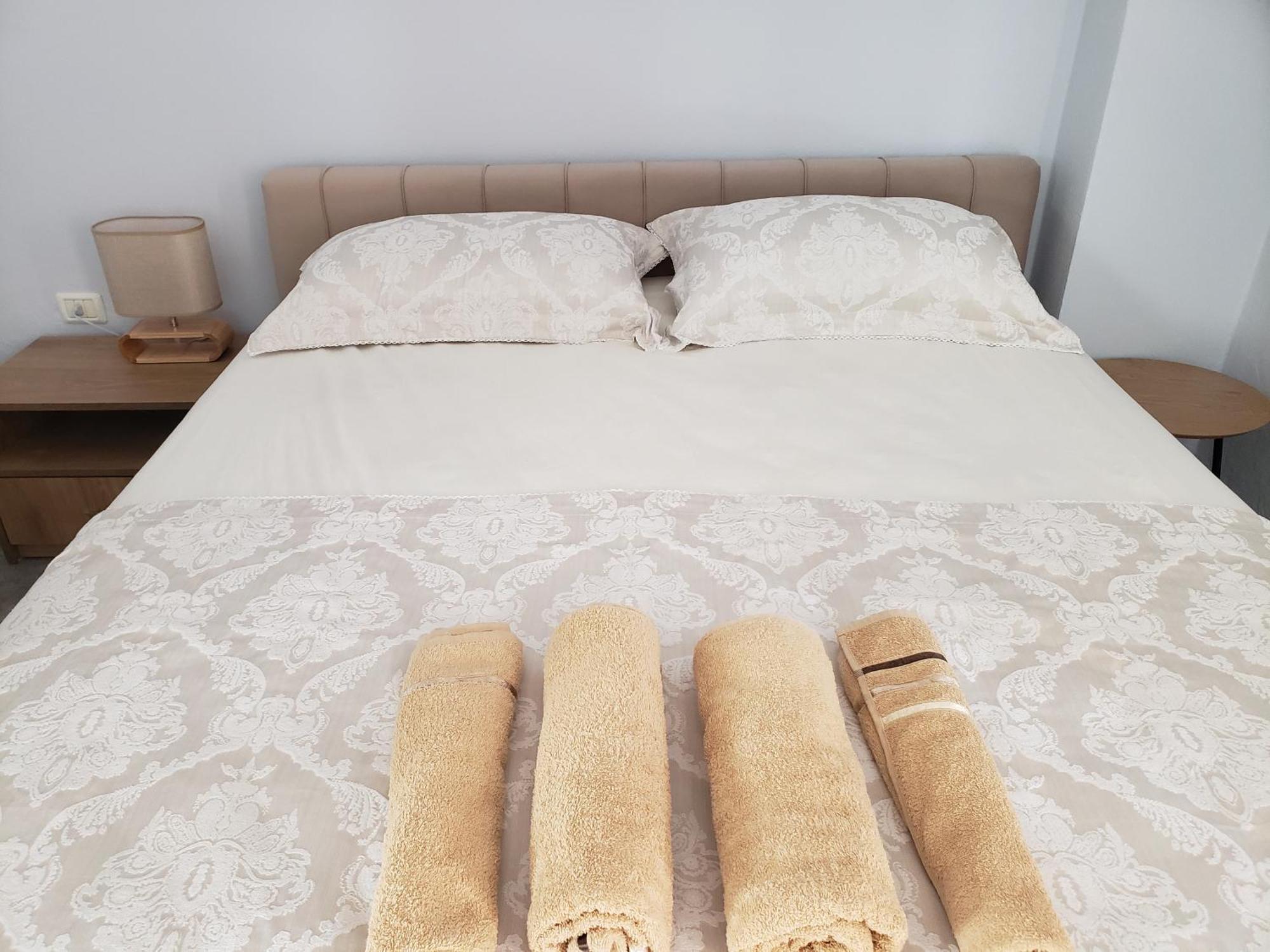 Leones Apartament ティラナ エクステリア 写真