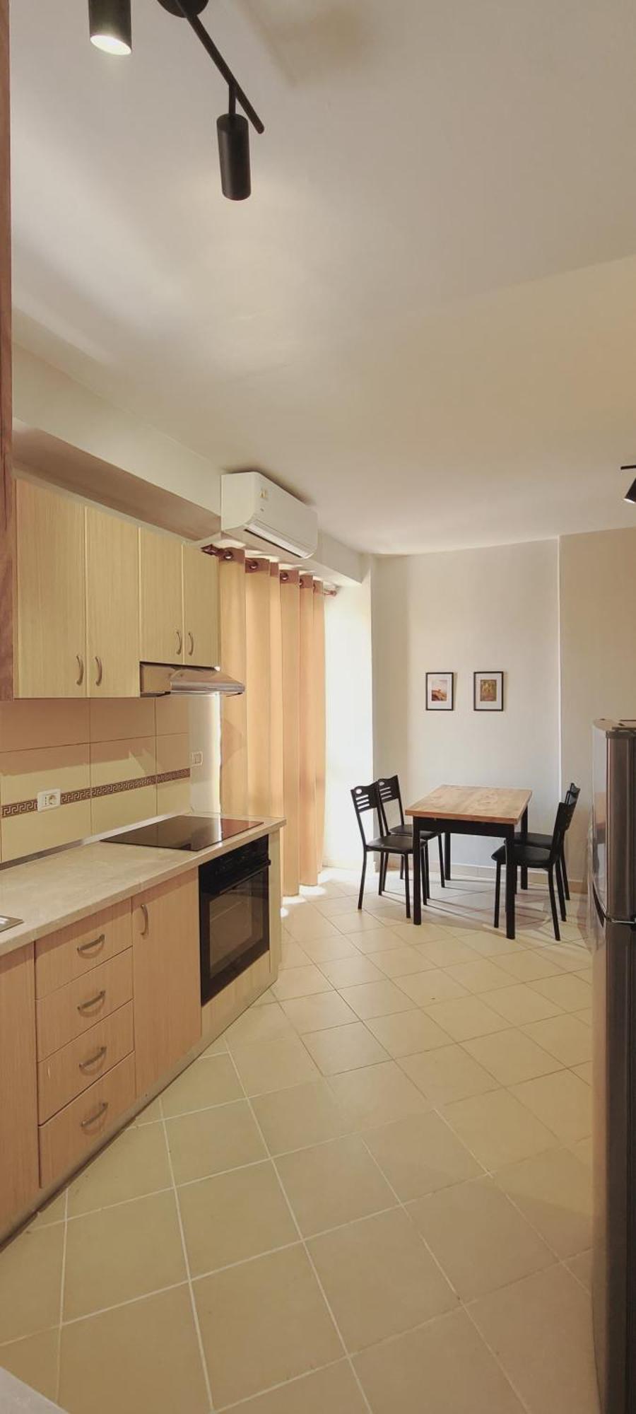 Leones Apartament ティラナ エクステリア 写真